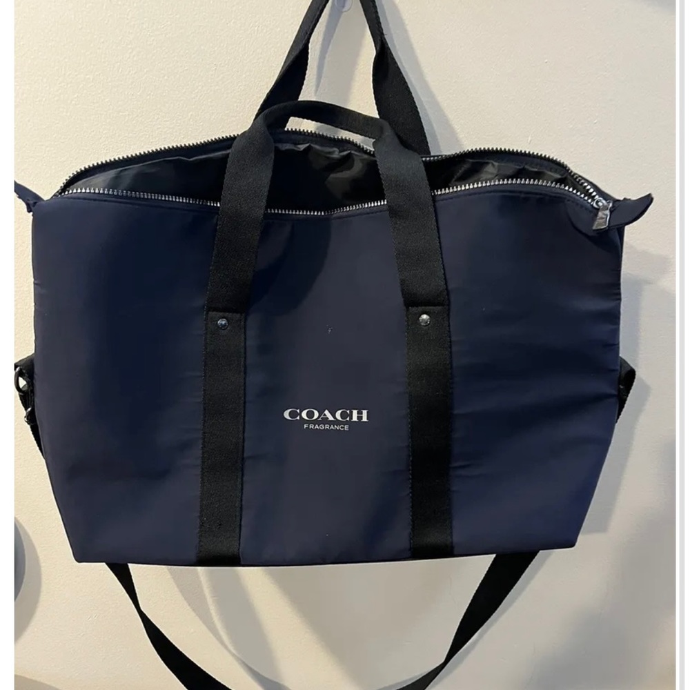 Coach Duffle Bag Weekend Gym Travel Carry-On Expandable Bag Blue New.